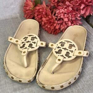TORY BURCH sz 9 Miller Clouds coins accent cream leather thong sandals flip flop